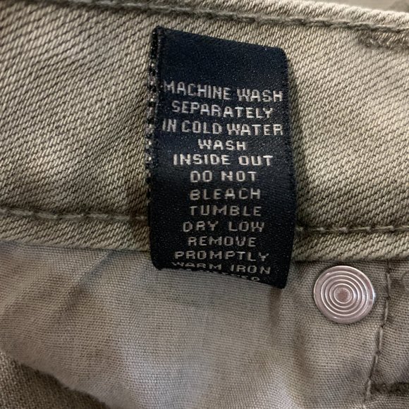 Celebrity Pink Skinny Ankle Flower Jeans - Picture 9 of 9